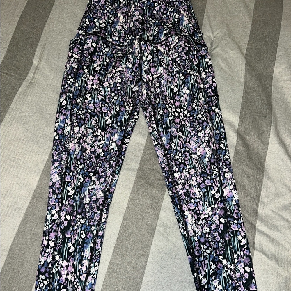 Floral leggings